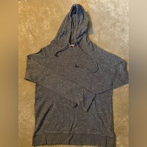 Hooded Thermal w front pocket